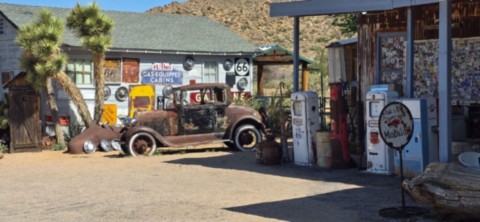 Hackberry General Store