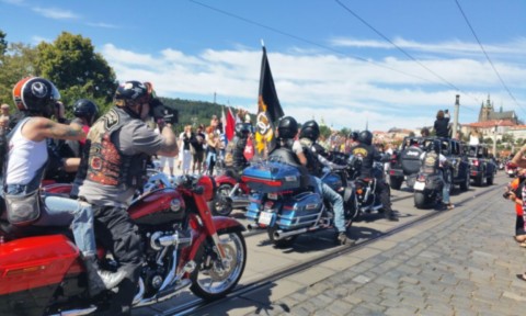 Départ de la parade en ville