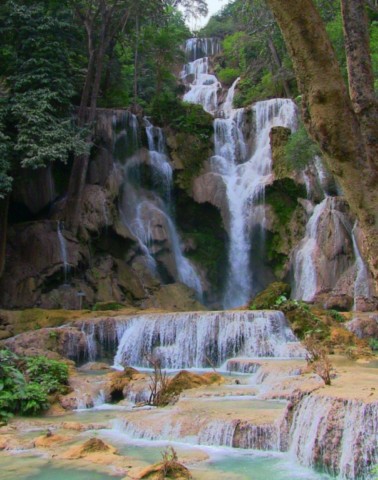 Majestueuses cascades du Kuang Si Park