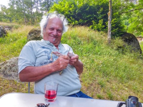 repos et sieste saucisson rosé
