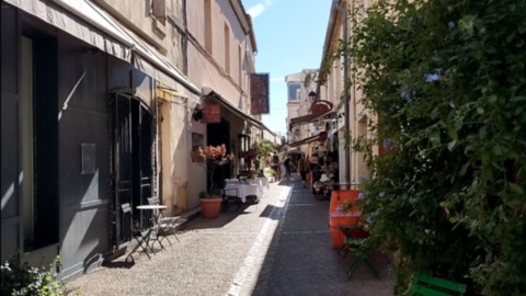 Rue Jean Jaurès.