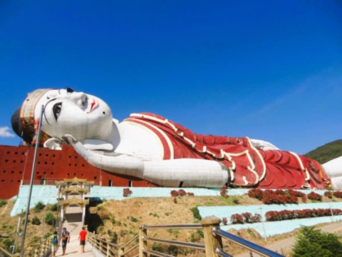 le Bouddha Mawlamyine