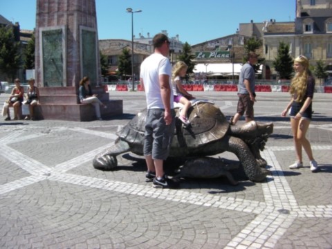 Bordeaux tortue de la place de la victoire