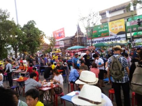 Le Night Market