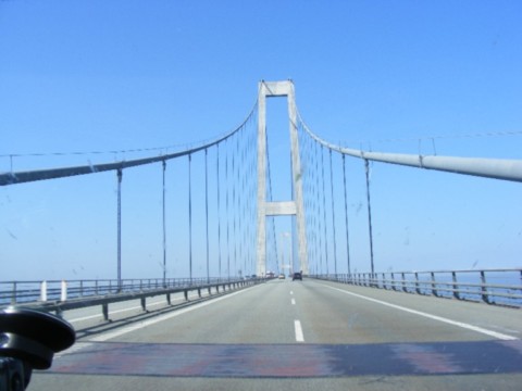 Pont sur un bras de la Baltique
