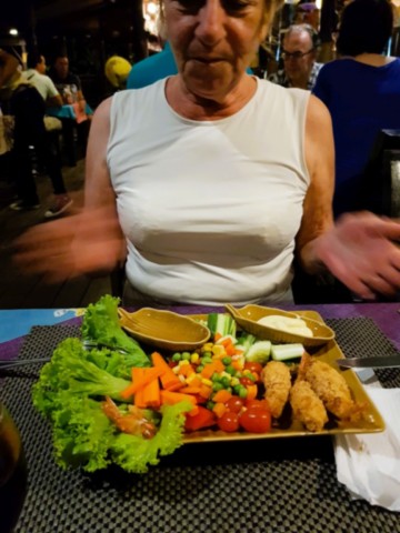 Repas pas trop chargé.