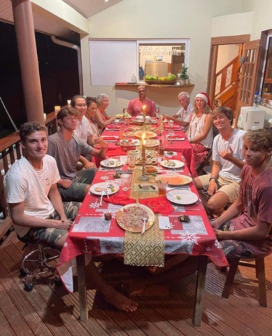 Tablée de Noëlà Tahiti